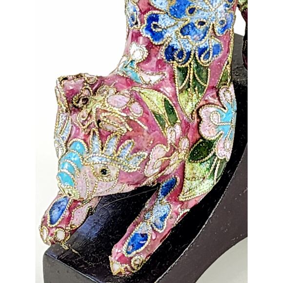 Cat Kitten Lovers 6" x 2 1/4" Ceramic Pink Multicolor Wood Base Home Decor - Picture 5 of 15